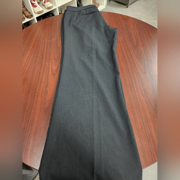 New York & Company - Black Dress Pants - Size 12 - Picture 2 of 5